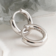 Plain Rounded Silver Huggies
