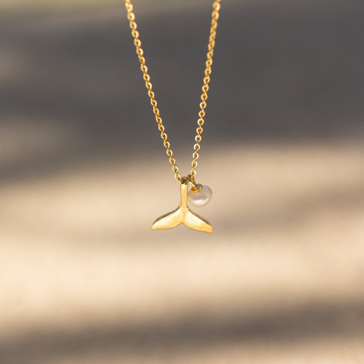 Whale Tail with Little Pearl Necklace