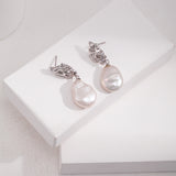 Alysa  Pearl Stylish Earring