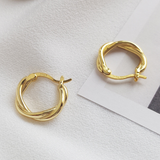 Stylish Hoop Twisted Gold
