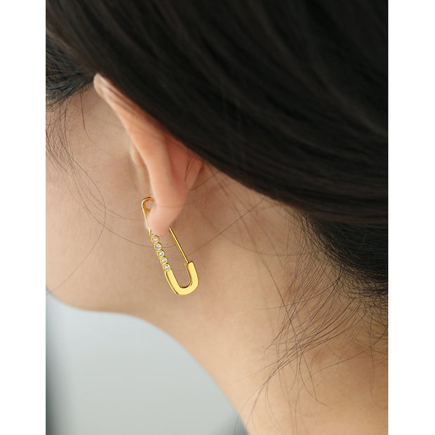 Pin Cz Gold Earring