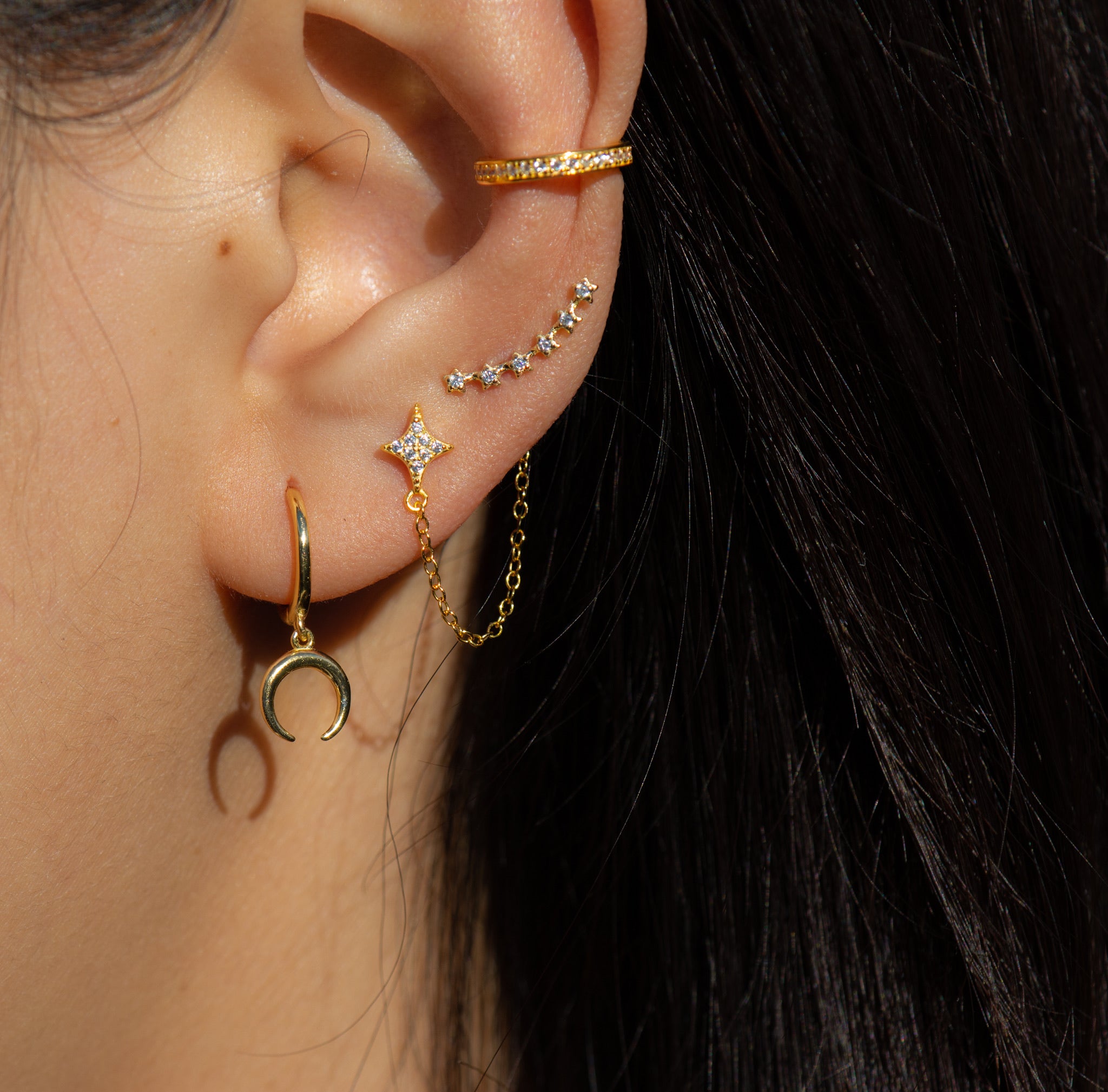 Six Shiny Stars Gold Stud Earrings