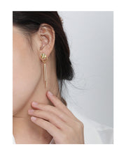 Stylish Pearl Gold Earrings
