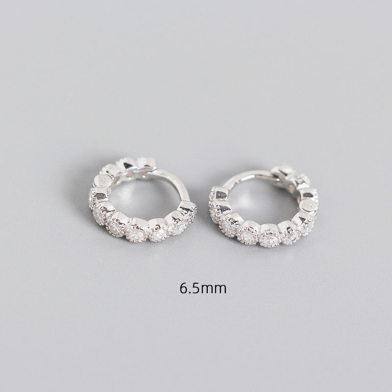 6.5mm Sophi White Silver Huggie