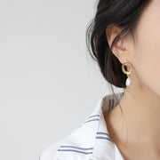 Tia Pearl Gold Earrings