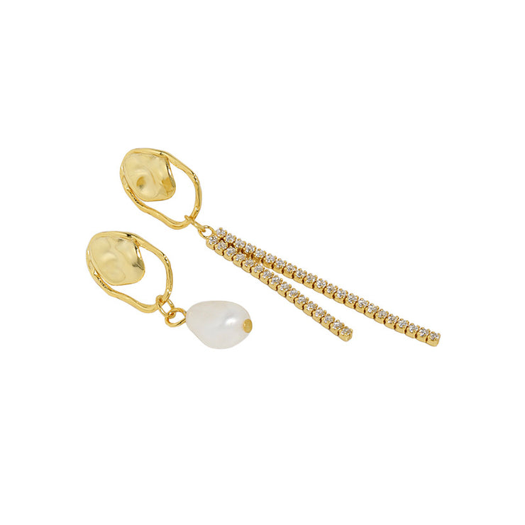 Stylish Pearl Gold Earrings