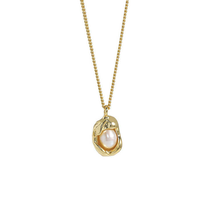 Hilda  Pearl Gold Necklace