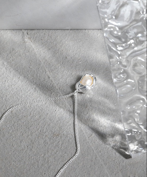 Hilda  Pearl Silver Necklace