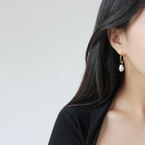 Hoop With Pearl Gold